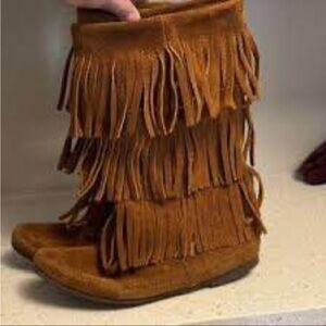 Suede 3 layer fringe boot
